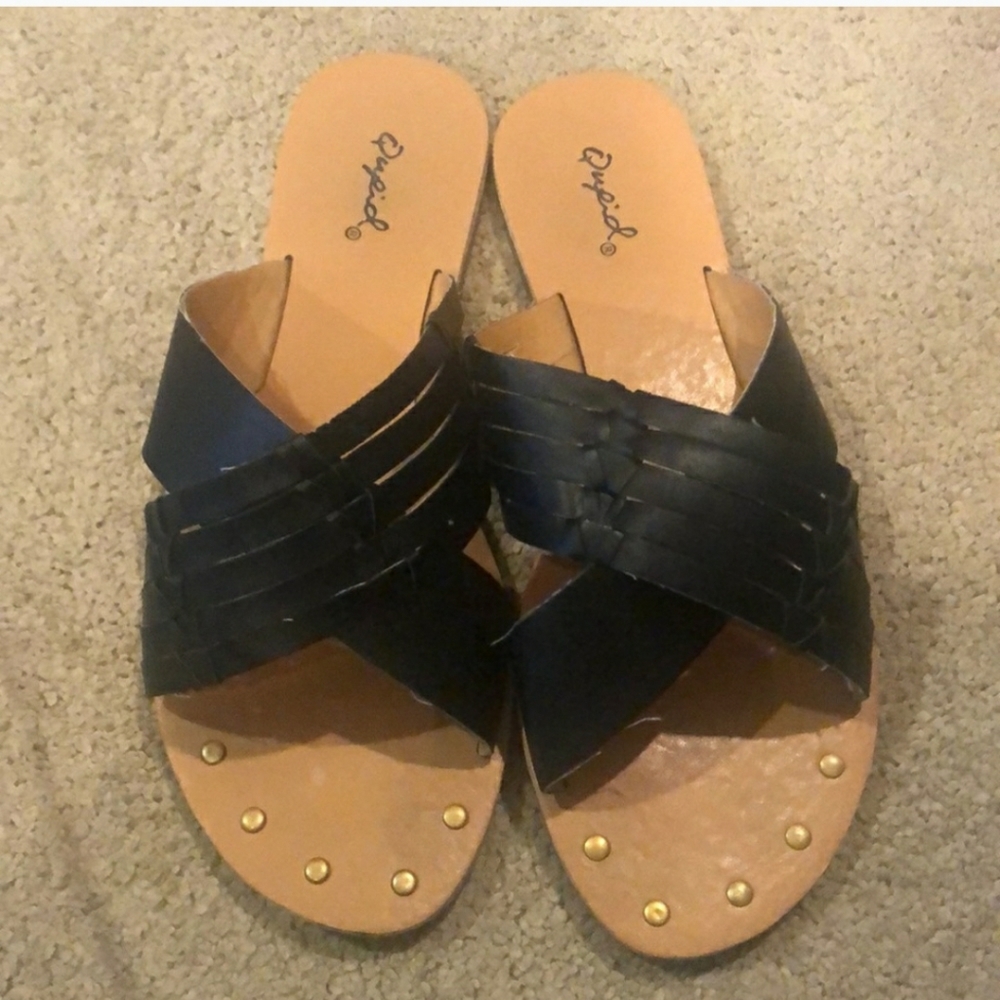 Criss Cross Huarache Black Sandals